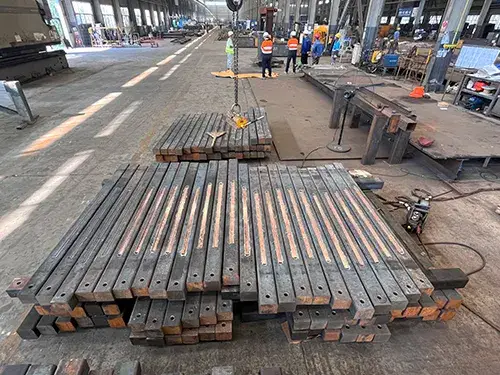 Cathode steel bars